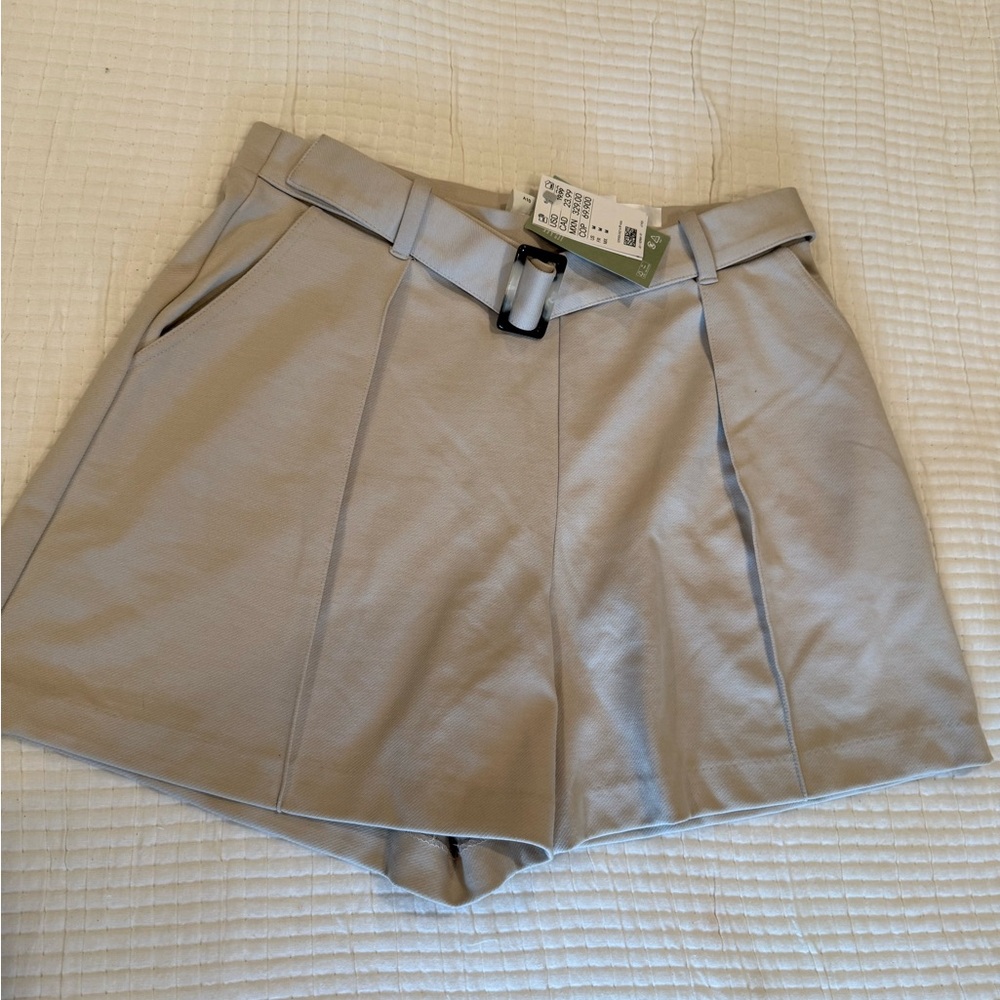 H&M Tan High Waist Tailored Shorts